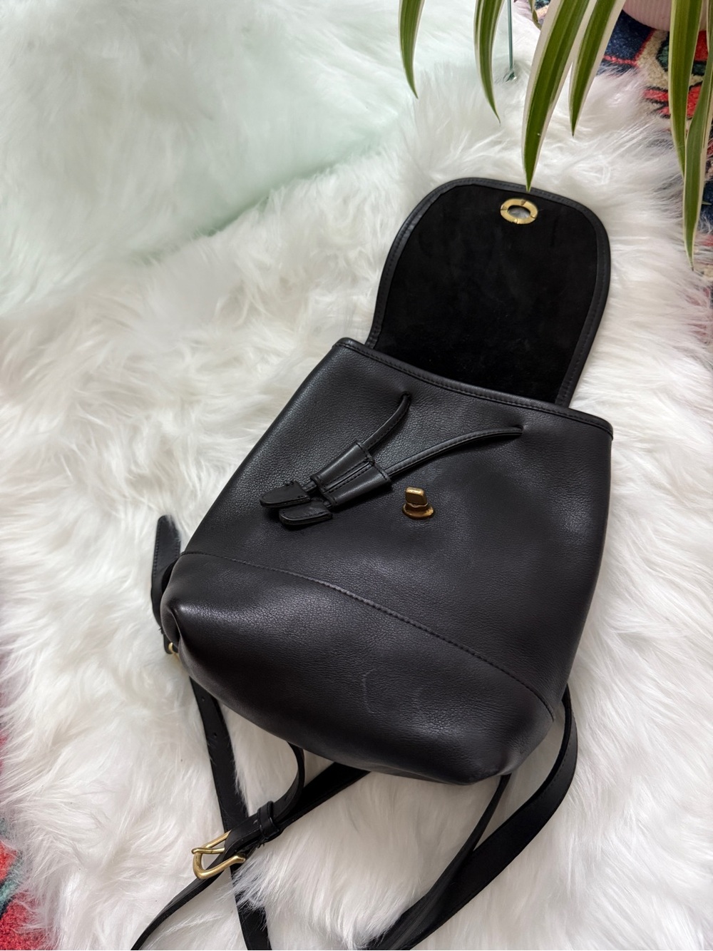 Vintage Coach Daybag - Glove-Tanned Leather Backpack - Picture 3 of 7